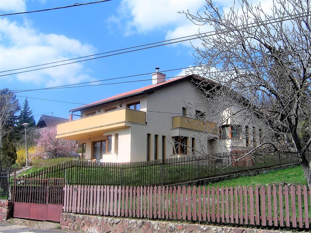Aqua Apartman Revfulop Luaran gambar